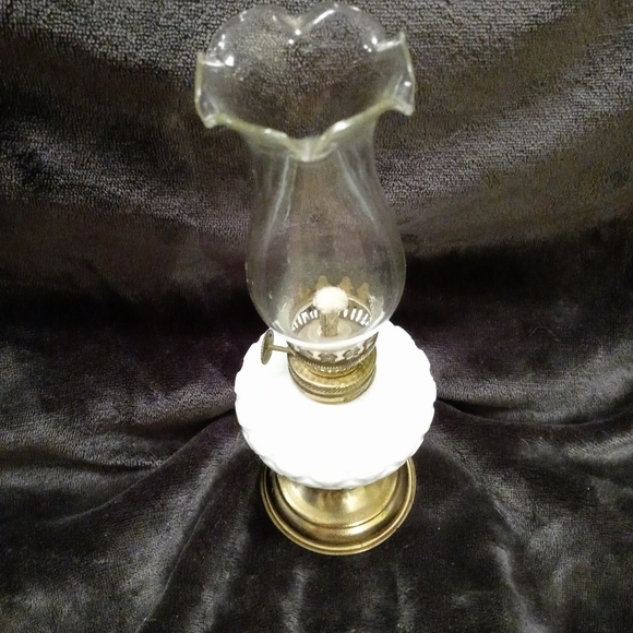 Vintage Small Milk Glass Oil Lamp Lanturn - Picture 3 of 10